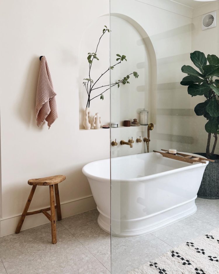 superbe salle de bain par Bianca Hall @frenchforpineapple